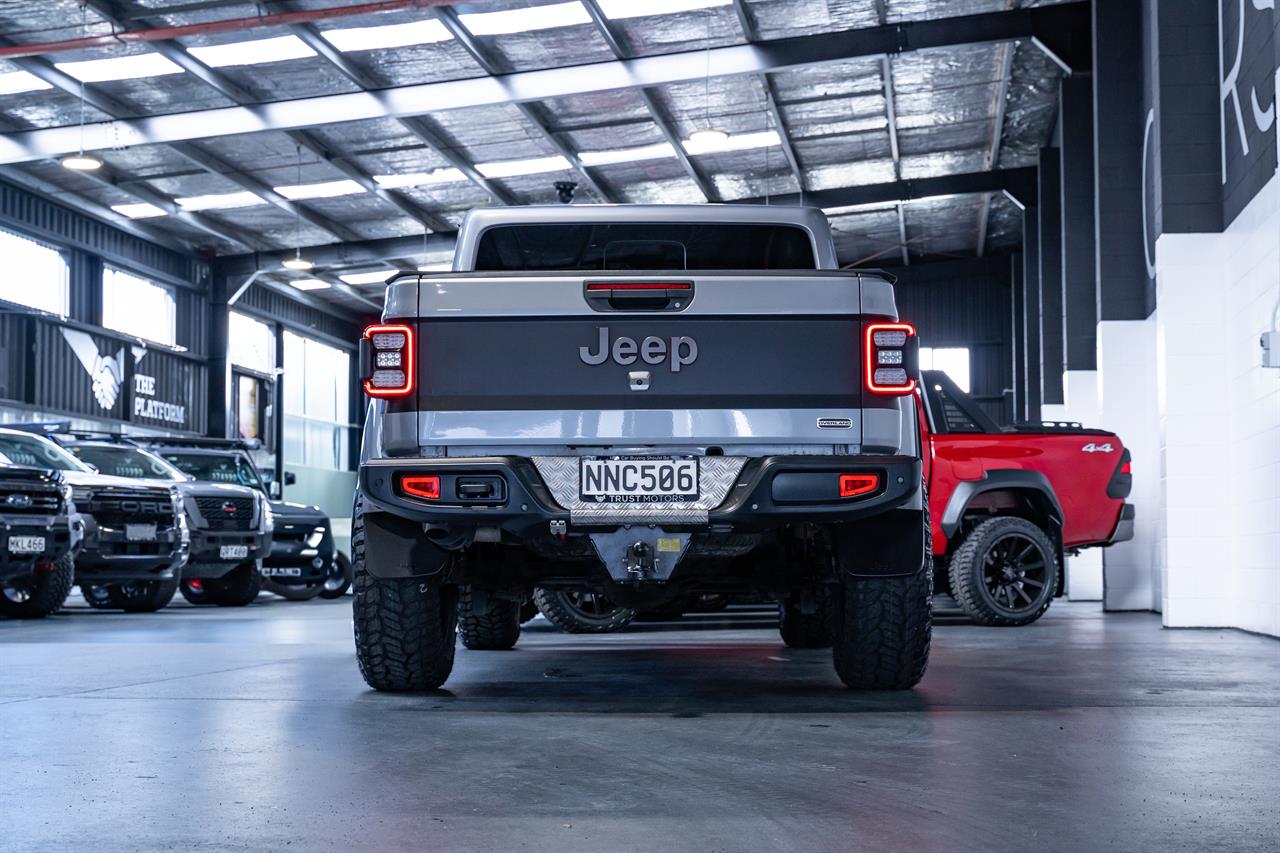 2021 Jeep Gladiator