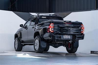 2023 Toyota Hilux - Thumbnail