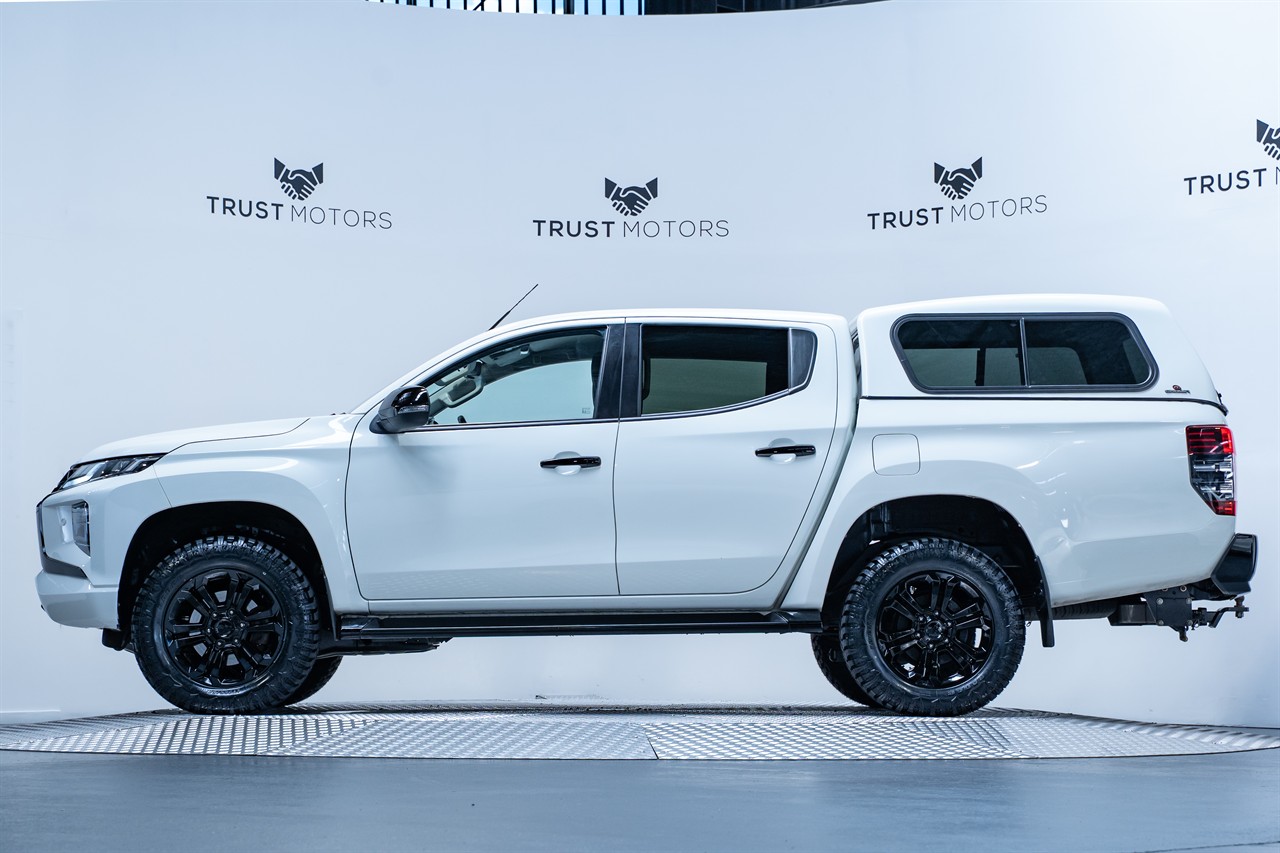 2022 Mitsubishi Triton