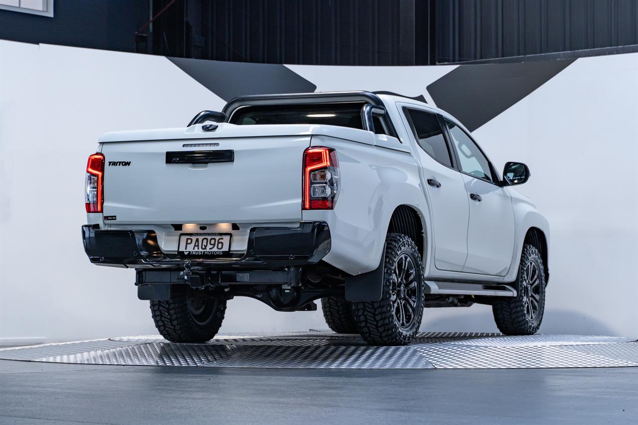 2022 Mitsubishi Triton