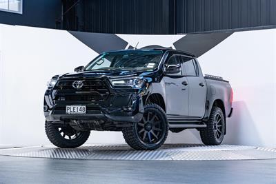 2022 Toyota Hilux - Thumbnail