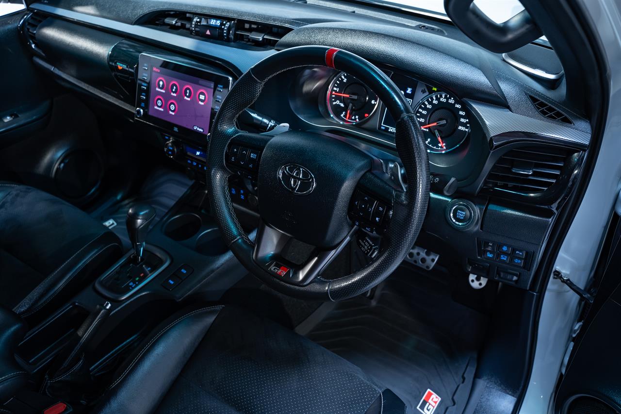 2023 Toyota Hilux