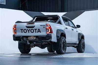 2023 Toyota Hilux - Thumbnail