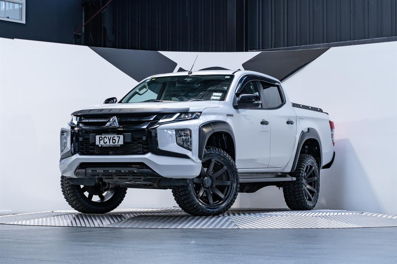 2022 Mitsubishi Triton