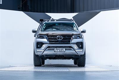 2022 Toyota Fortuner - Thumbnail