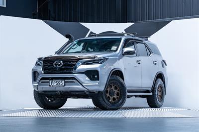 2022 Toyota Fortuner - Thumbnail