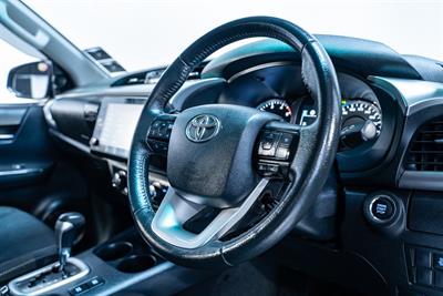 2020 Toyota Hilux - Thumbnail