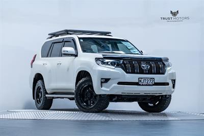 2019 Toyota Landcruiser Prado - Thumbnail