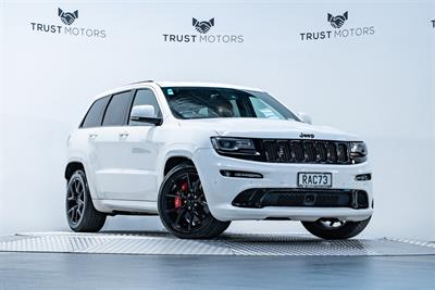 2016 Jeep Grand Cherokee - Thumbnail