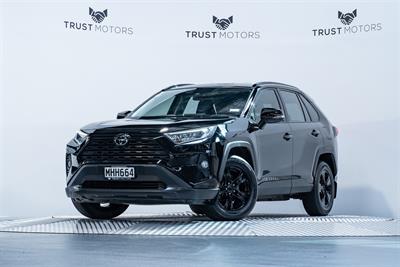 2019 Toyota Rav4 - Thumbnail