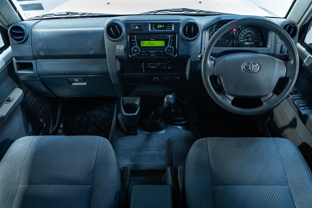 2012 Toyota Landcruiser