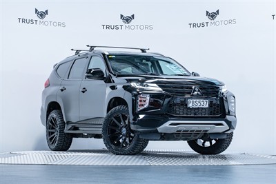 2022 Mitsubishi Pajero Sport