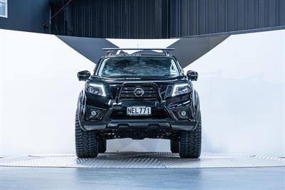 2020 Nissan Navara - Thumbnail