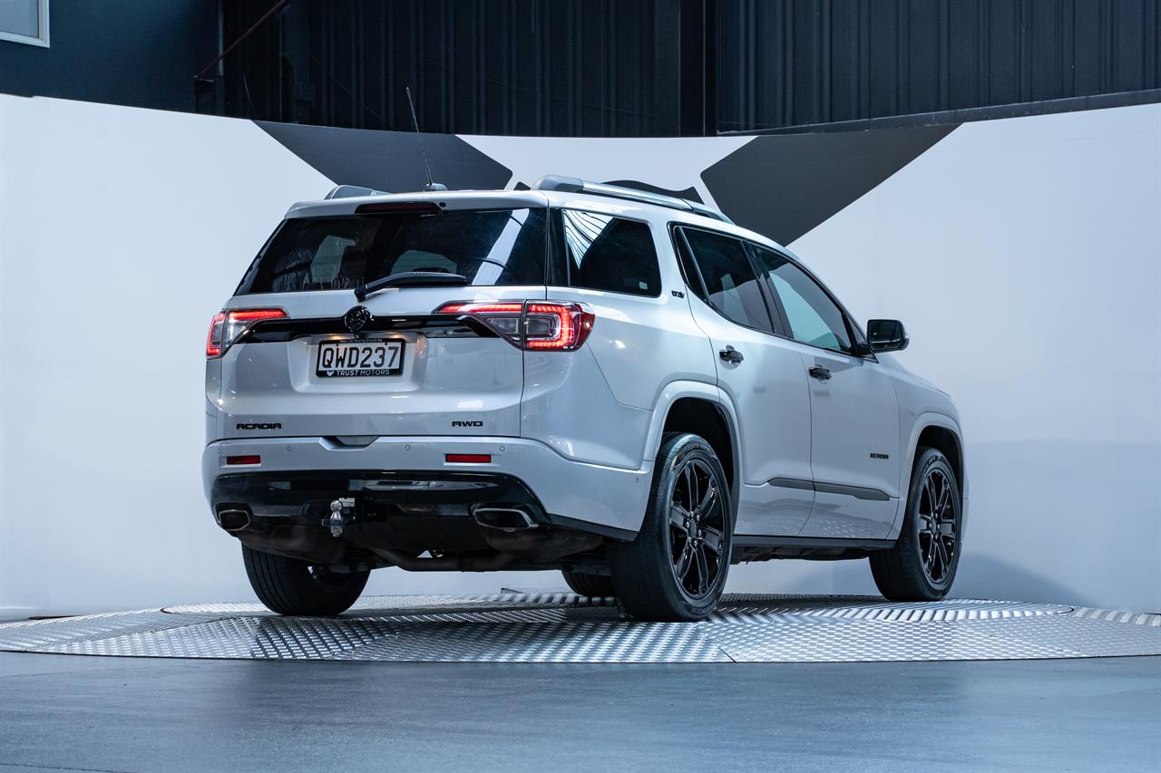 2019 Holden Acadia