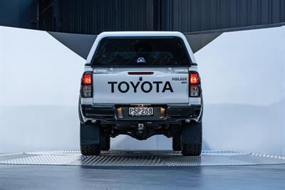 2021 Toyota Hilux - Thumbnail