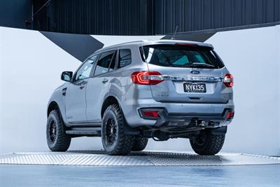 2021 Ford Everest - Thumbnail