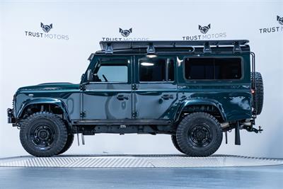 2015 Land Rover Defender - Thumbnail