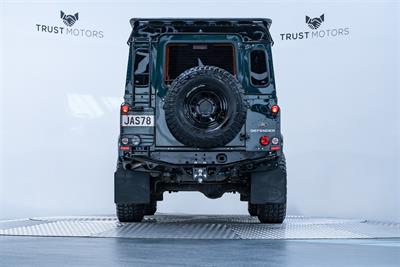 2015 Land Rover Defender - Thumbnail