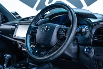 2020 Toyota Hilux - Thumbnail