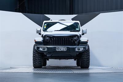 2020 Jeep Wrangler - Thumbnail