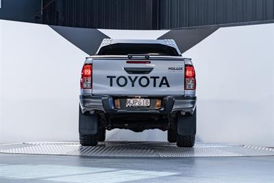 2019 Toyota Hilux - Thumbnail