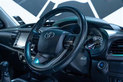 2021 Toyota Hilux - Thumbnail