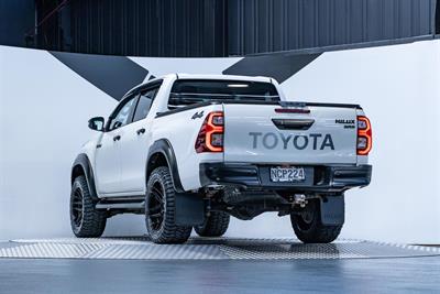 2020 Toyota Hilux - Thumbnail