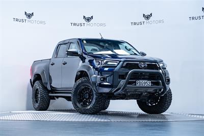 2024 Toyota Hilux - Thumbnail