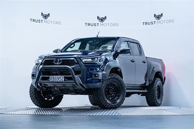 2024 Toyota Hilux - Thumbnail