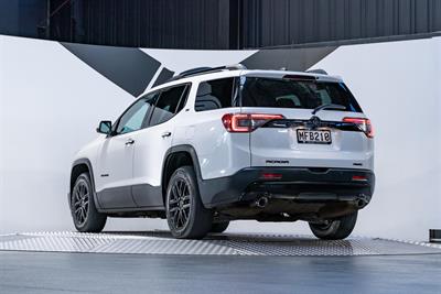 2019 Holden Acadia - Thumbnail