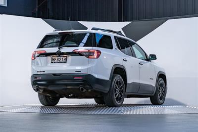 2019 Holden Acadia - Thumbnail