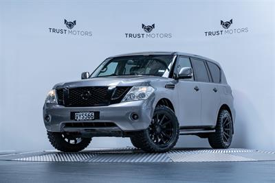 2013 Nissan Patrol - Thumbnail