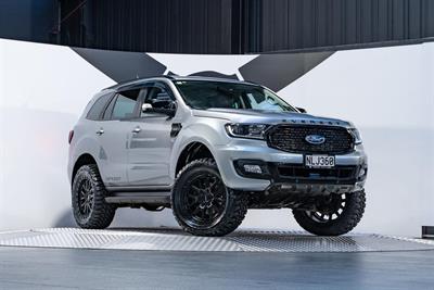 2021 Ford Everest - Thumbnail