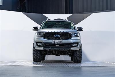 2021 Ford Everest - Thumbnail