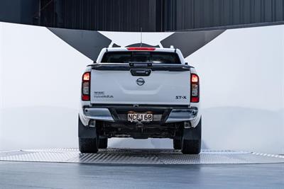 2016 Nissan Navara - Thumbnail