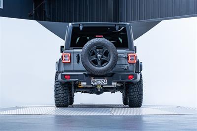 2021 Jeep Wrangler - Thumbnail