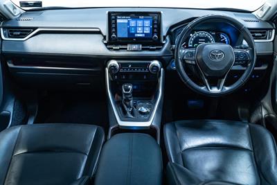 2019 Toyota Rav4 - Thumbnail