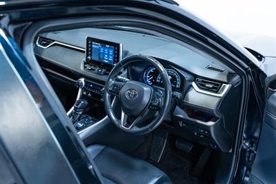 2019 Toyota Rav4 - Thumbnail