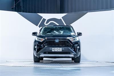 2019 Toyota Rav4 - Thumbnail