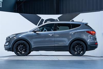 2013 Hyundai Santa Fe - Thumbnail