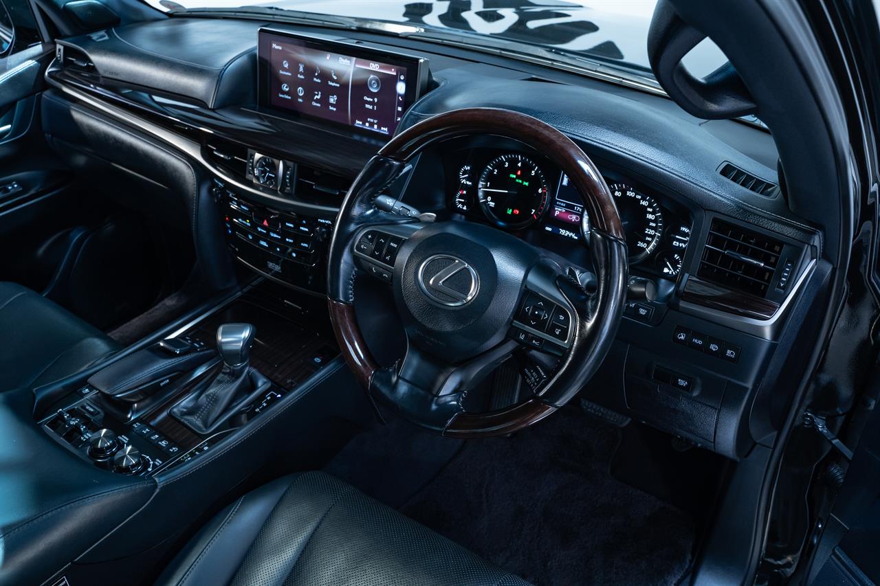 2016 Lexus Lx570