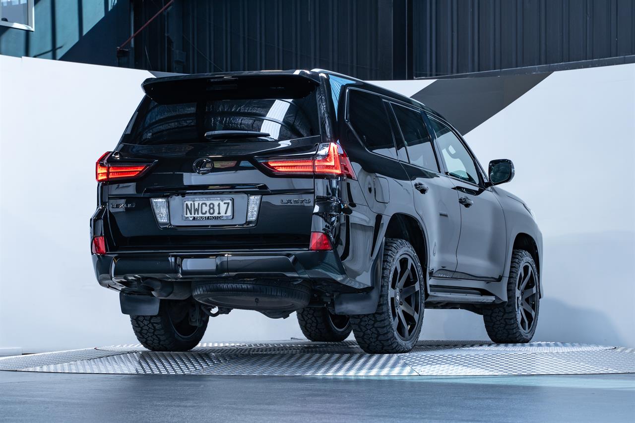 2016 Lexus Lx570