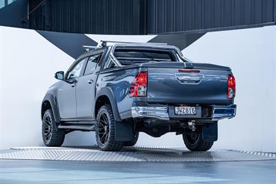 2016 Toyota Hilux - Thumbnail