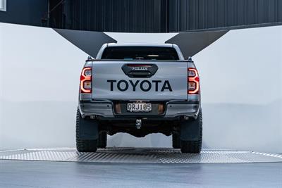 2022 Toyota Hilux - Thumbnail