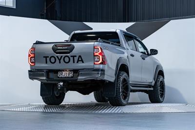 2022 Toyota Hilux - Thumbnail