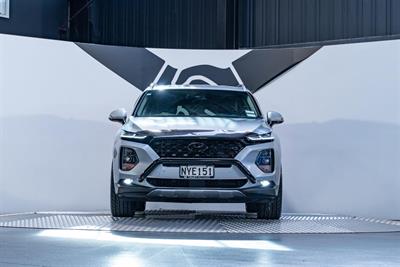 2018 Hyundai Santa Fe - Thumbnail