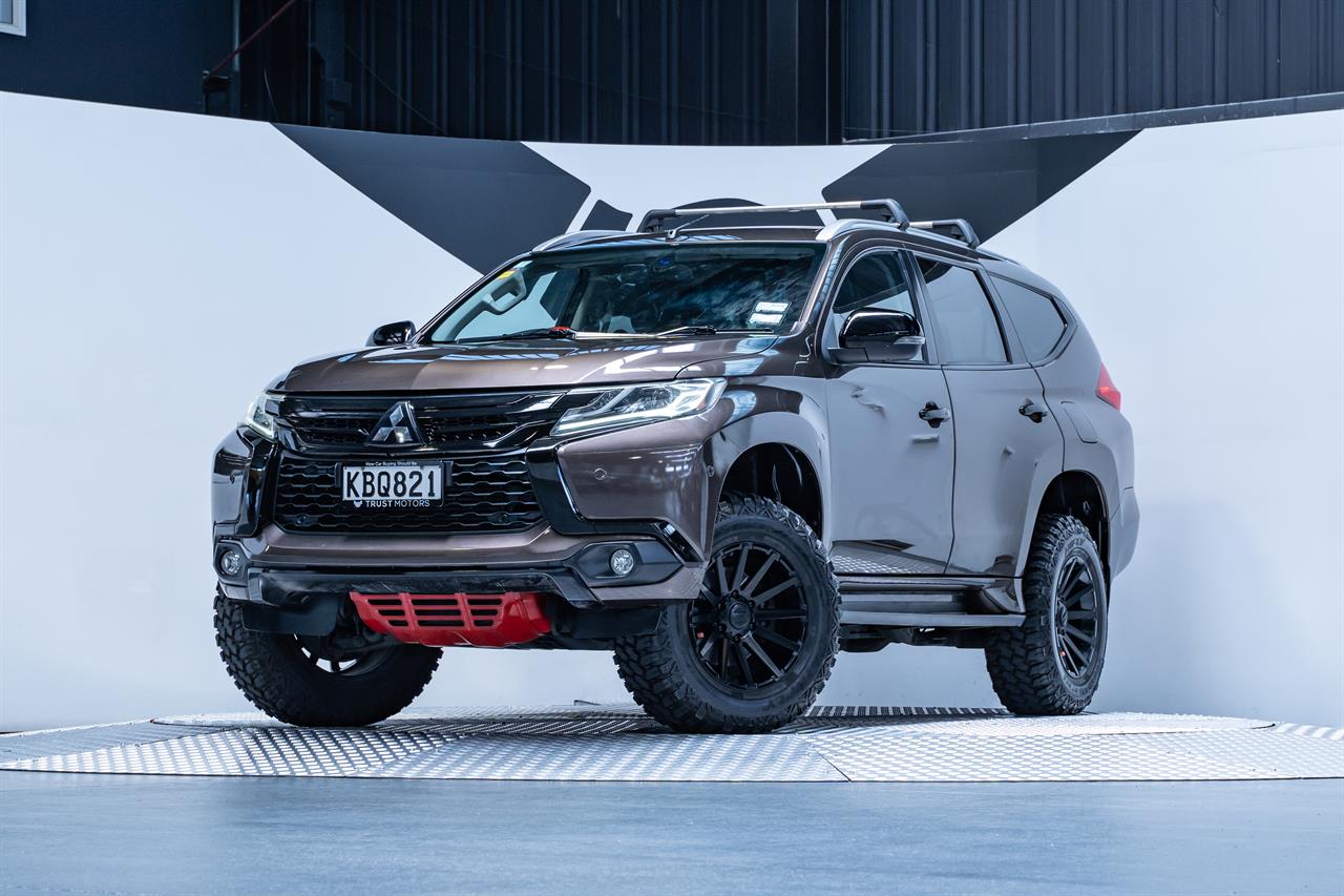 2016 Mitsubishi Pajero Sport