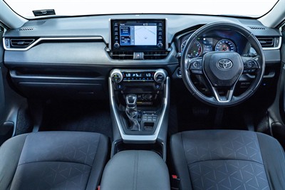 2019 Toyota Rav4 - Thumbnail