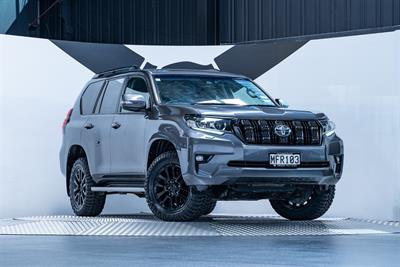 2019 Toyota Landcruiser Prado - Thumbnail