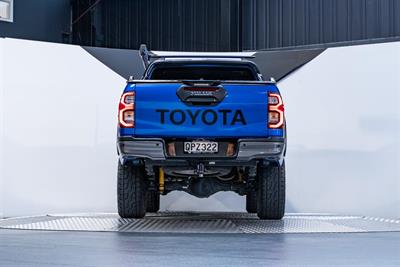 2022 Toyota Hilux - Thumbnail